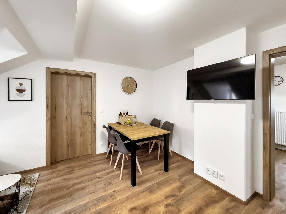 Apartment Katrin 2 Karlovy Vary Exterior foto